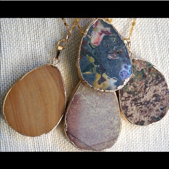 🎉HP Last One🎉 Gold Jasper Stone Pendant Necklace - Picture 2 of 4