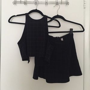 AMERICAN APPAREL LULU SET IN BLACK GRID PRINT SZ S