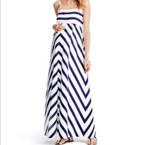Jessica Simpson maxi maternity dress