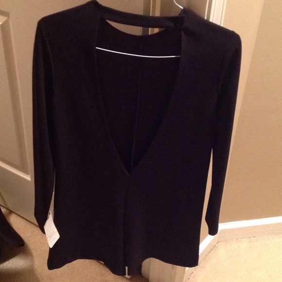 NWT-Zara black romper *amazing back! Never worn. - Picture 2 of 4