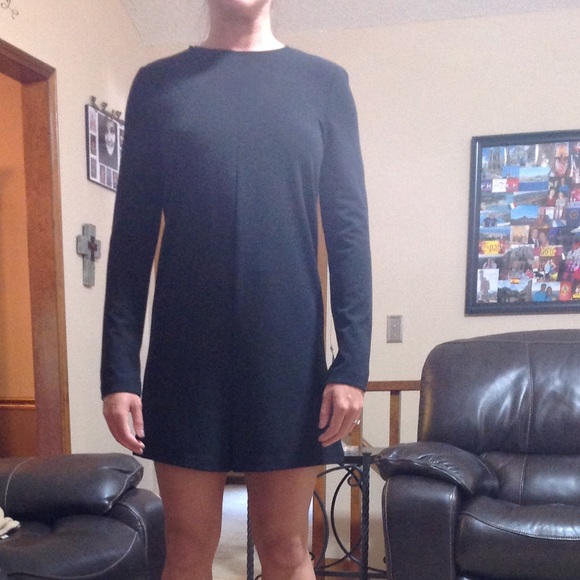 NWT-Zara black romper *amazing back! Never worn. - Picture 4 of 4