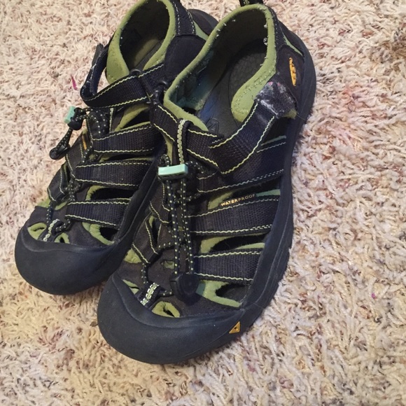 Keen shoes