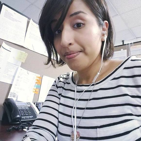 Meet your Posher, Brenda