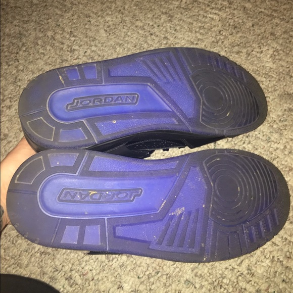 Men's size 11 Jordan's - Picture 4 of 4