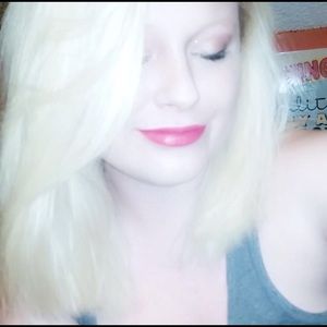 Meet your Posher, Makaila