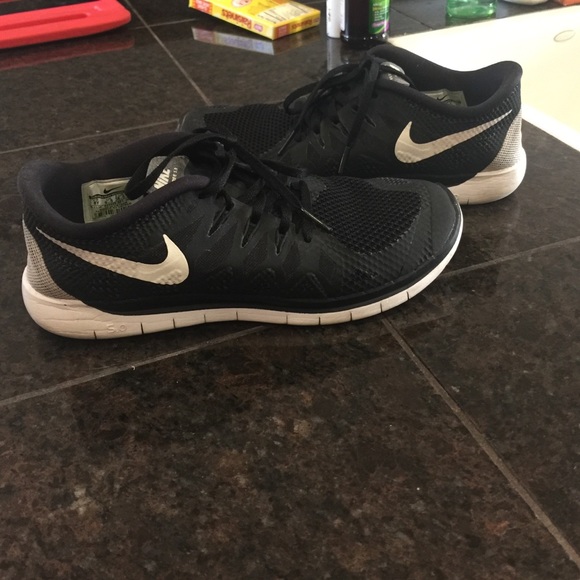 Nike Shoes - Nike Free 5.0