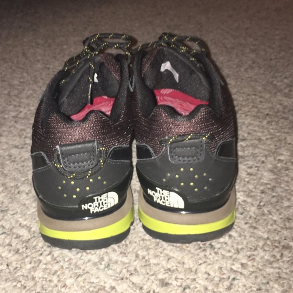 Men's north face shoes - Picture 3 of 4