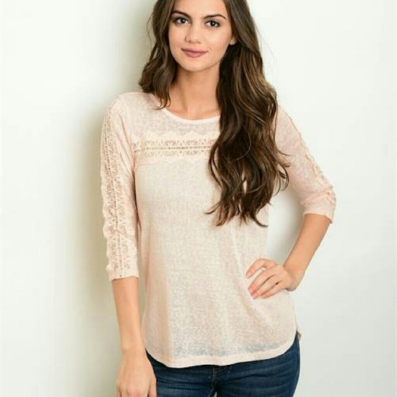 angelochekk boutique  Tops - S LEFT SALE NWT PEACH TOP