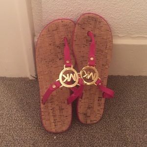 MK sandals size 7