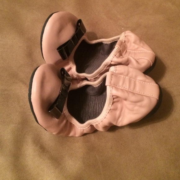 Brand new in box scrunch flats - Brand Mi.iM