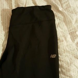 New Balance CROP workout spandex