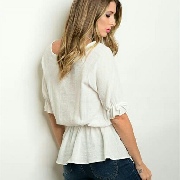 NWT OFF WHITE TOP - Picture 2 of 2