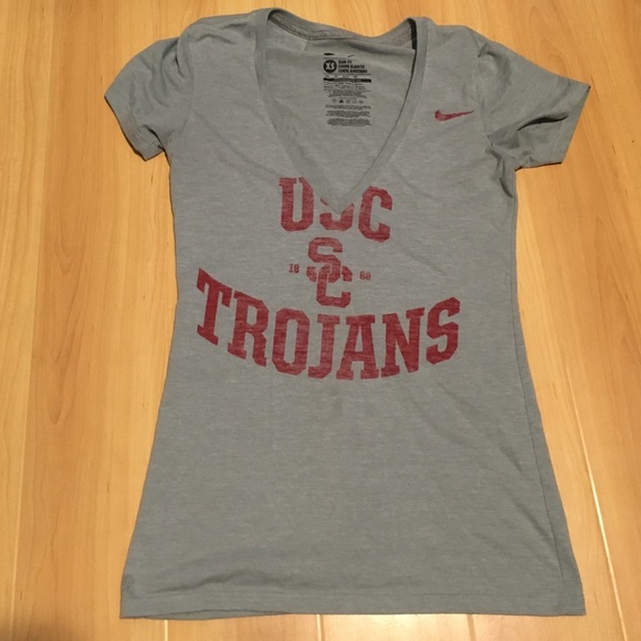 USC Nike Slim Fit V-neck T-shirt
