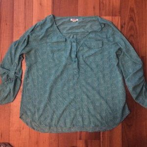 Old Navy emerald green blouse
