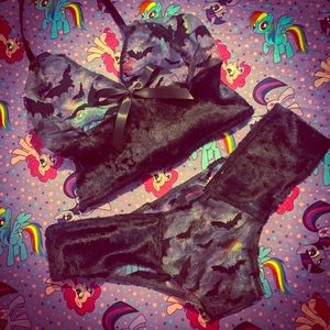 Lilly sleep set