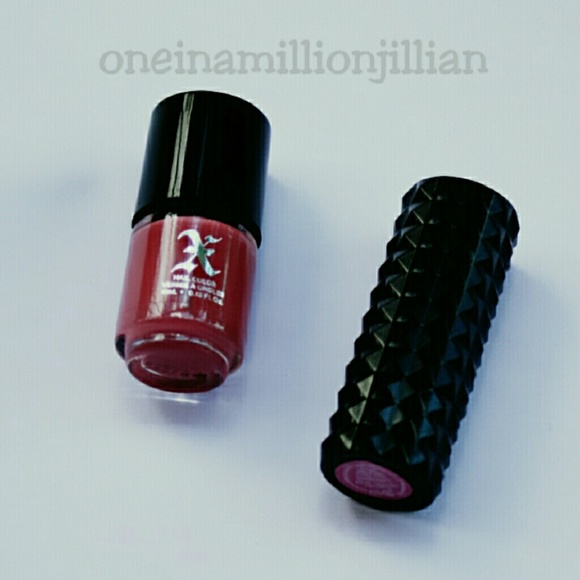 LAST ONE! Kat Von D Lip & Nail Set - Picture 2 of 4
