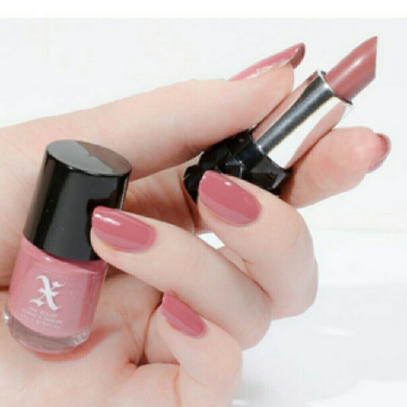 LAST ONE! Kat Von D Lip & Nail Set - Picture 4 of 4