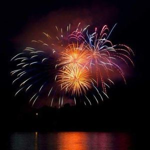 Meet your Posher, Lois