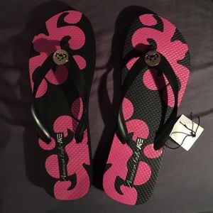American Eagle Woman's flip flops