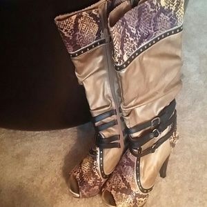 Qupid gold knee high boots