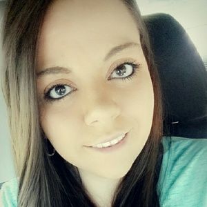 Meet your Posher, Hali