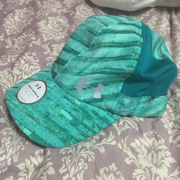 Under Armour hat