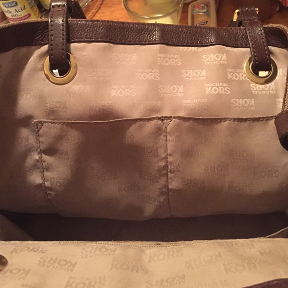 Michael Kors - Picture 3 of 4