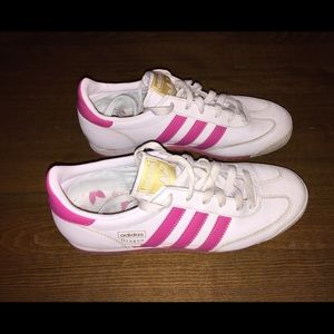 Vintage Adidas dragon shoes!