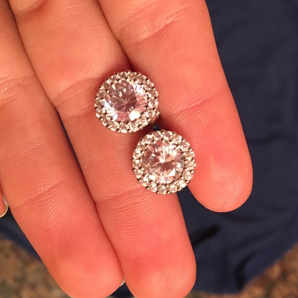 Earrings - Picture 3 of 3