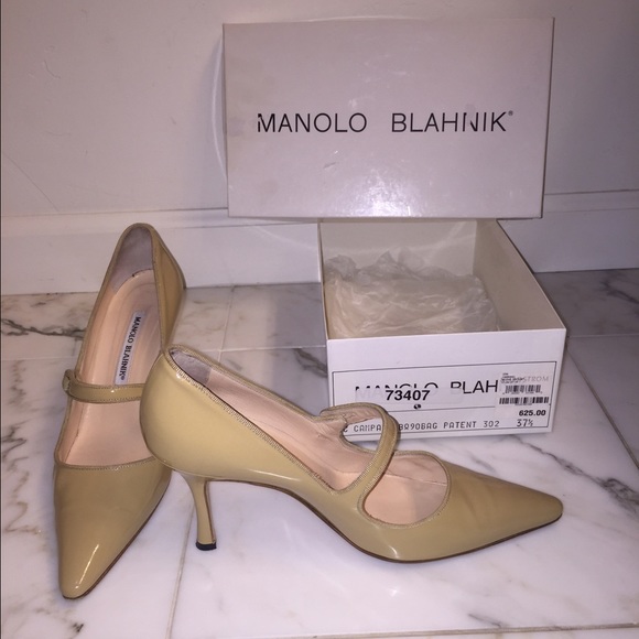 Manolo Blahnik pointed toe heels