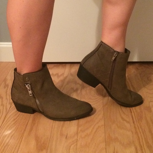 Never worn ! Brow/grey madden girl booties