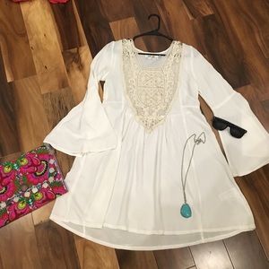 NWOT Embroidered V neck Cover up