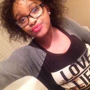 Meet your Posher, Ashaylin