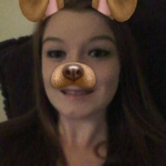 Meet your Posher, Brittany