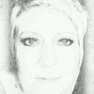 Meet your Posher, Elisa