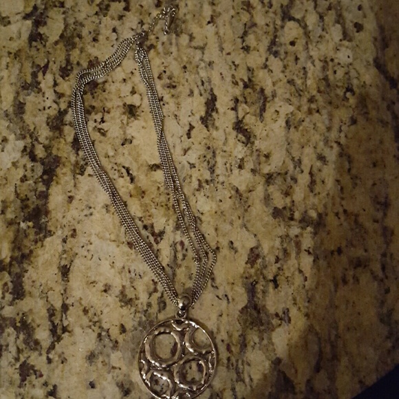 Lia sophia silver necklace