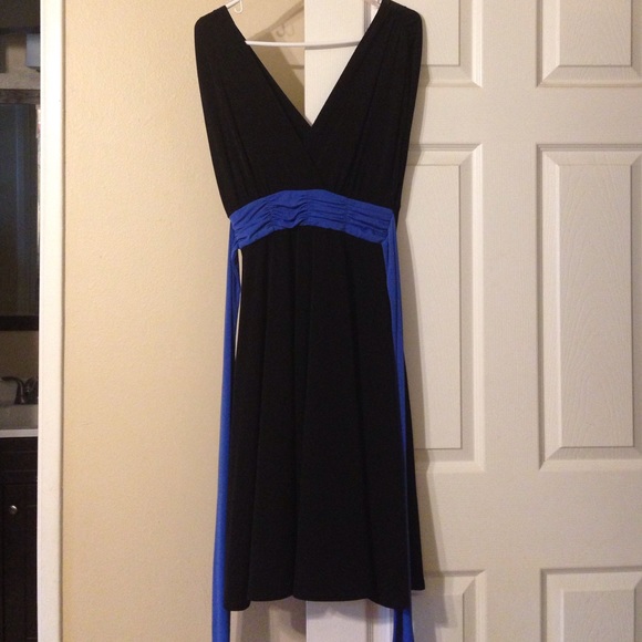 Flattering black dress