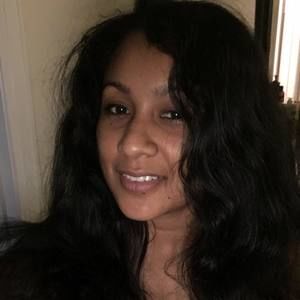 Meet your Posher, Leona