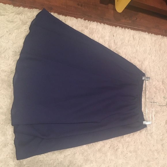 High waisted navy blue midi skirt