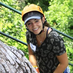 Meet your Posher, Julia