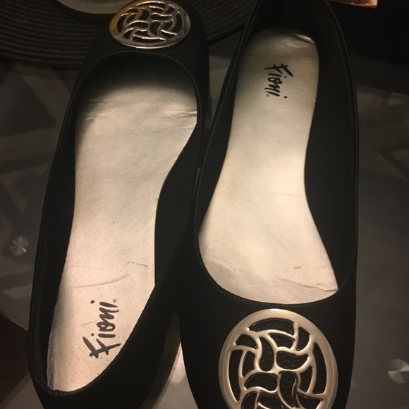 Black flats