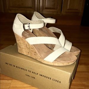 TOMS Natural Linen Cork Wedge Sandal - 7.5