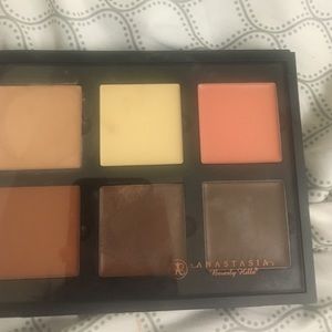 Anastasia Beverly Hills Cream contour kit