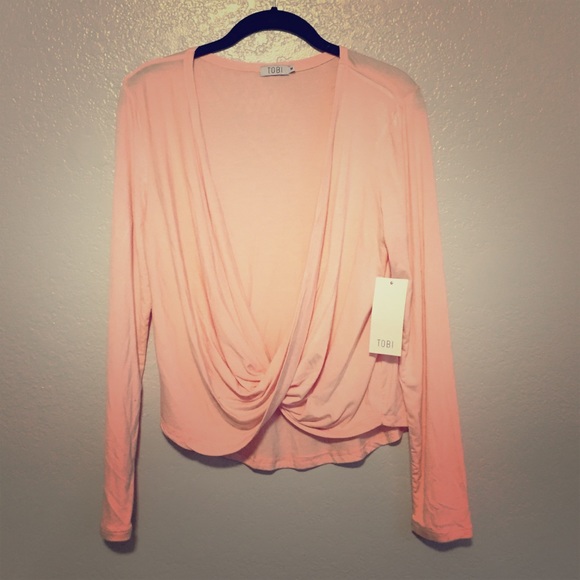 Twist front long sleeve top