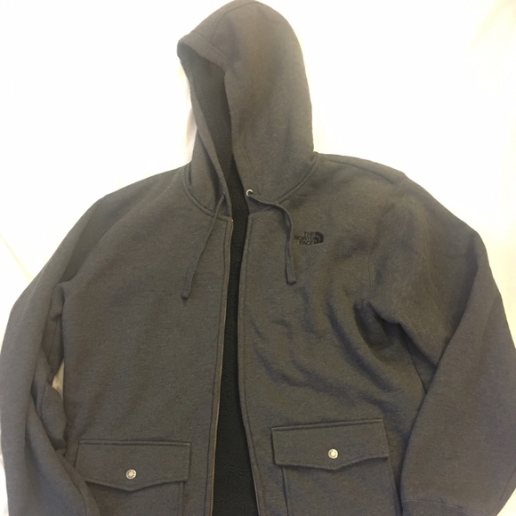 ON Hold- Do Not Buy-Men's XXL North Face sweater