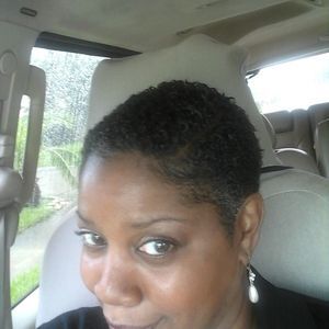 Meet your Posher, Renee