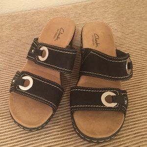 Clarks bendables black sandals. Never worn