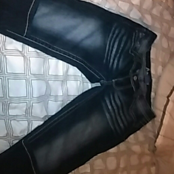 LIKE NEW ANGELS BRAND DISTRESSED SKINNY JEANS
