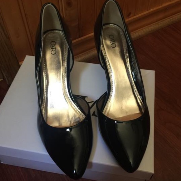 Heels - Picture 3 of 3