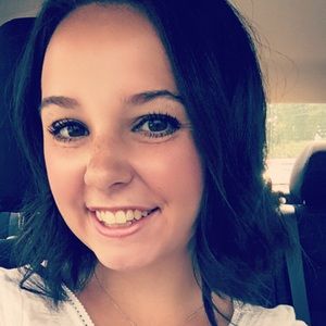 Meet your Posher, Alanna